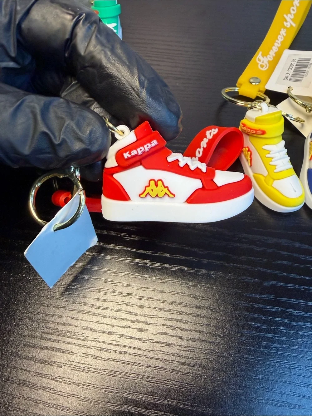 6Pcs Sneaker Keychain - Multicolor Set GREAT FOR GIFTS.